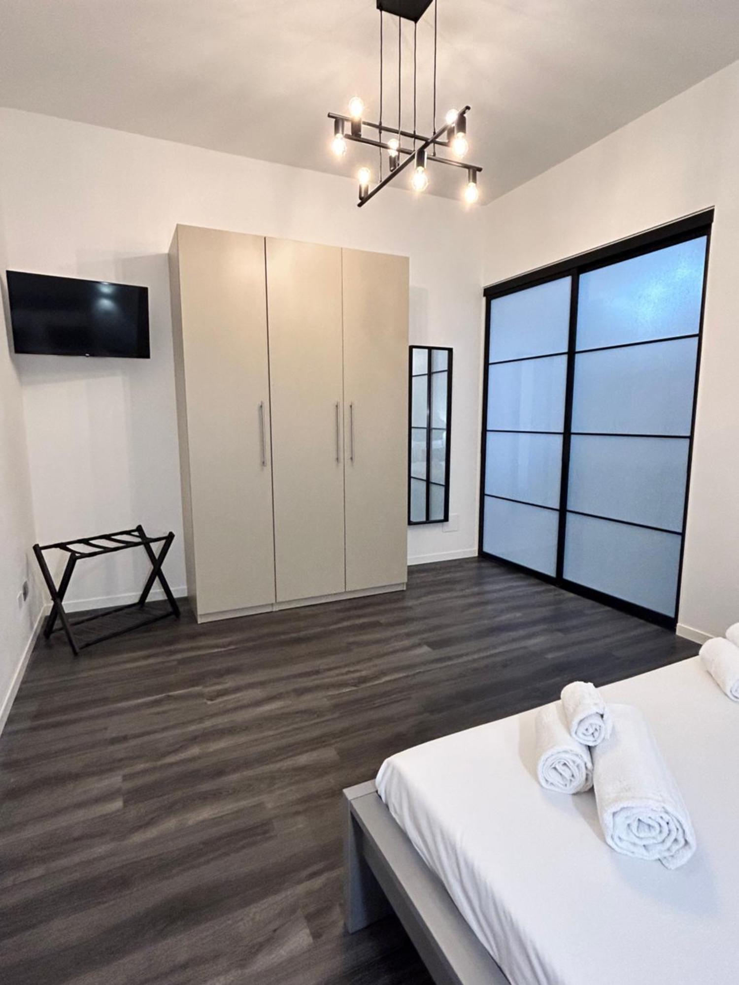 Tezone Seven Apartments Werona Zewnętrze zdjęcie